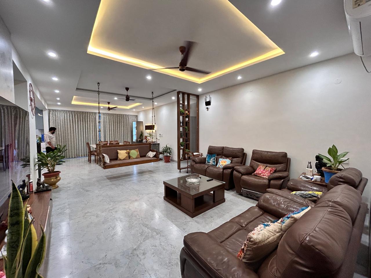 Traditional Living Room with Swing